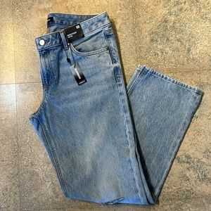 Women’s Express Jeans Straight Cut Low Rise Modern Ripped  Size 10R